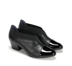 Hot Fluchos DORA D8880 Black Shoe