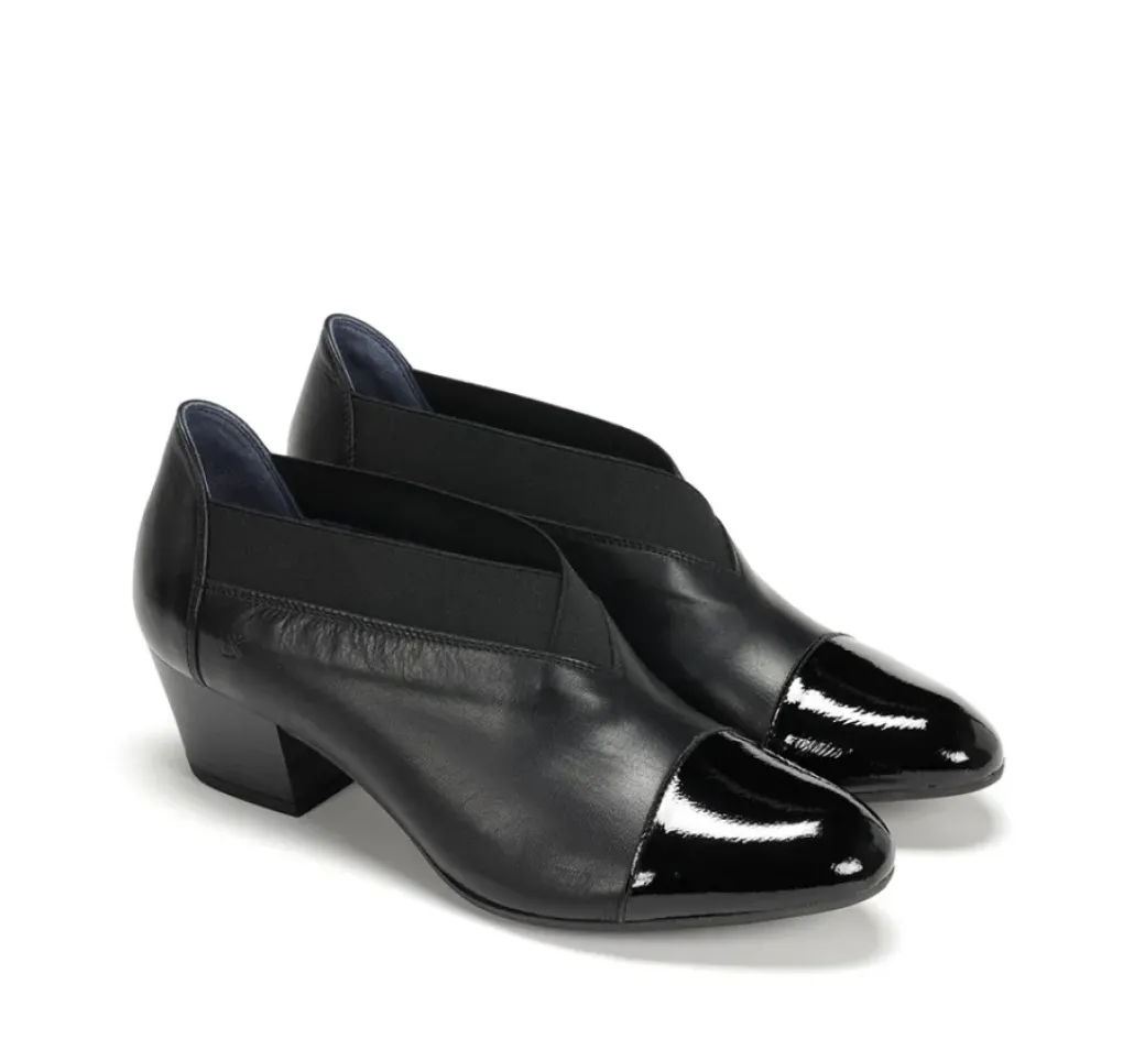 Hot Fluchos DORA D8880 Black Shoe