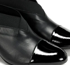 Hot Fluchos DORA D8880 Black Shoe