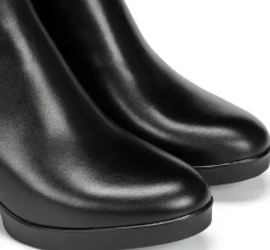 Cheap Fluchos ELITE D9423 Black Ankle Boot