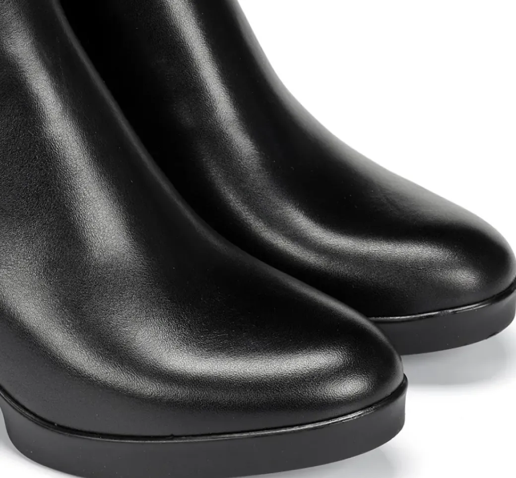 Cheap Fluchos ELITE D9423 Black Ankle Boot