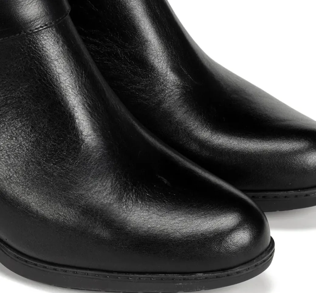 Hot Fluchos EVELYN D9111 Black Ankle Boot