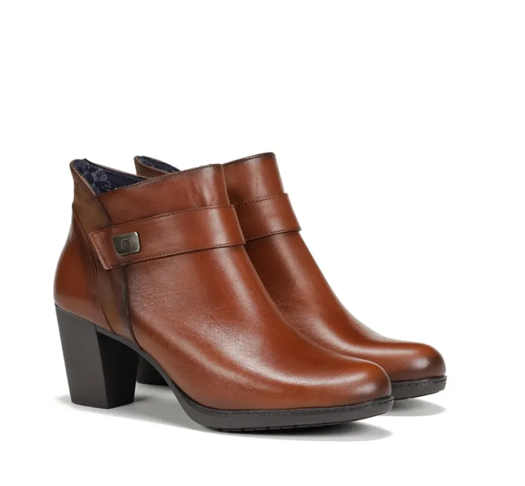 Store Fluchos EVELYN D9111 Brown Ankle Boot