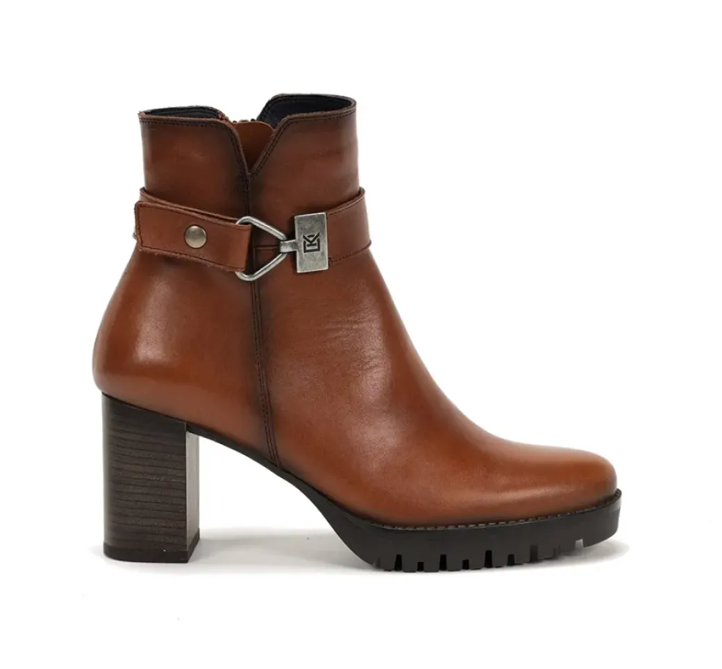 Store Fluchos EVIE D8961 Brown Ankle Boot
