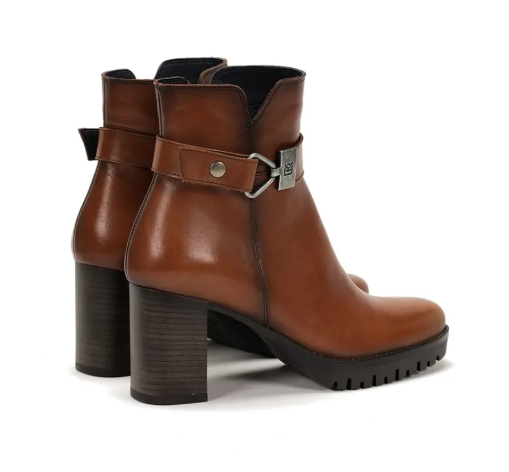 Store Fluchos EVIE D8961 Brown Ankle Boot