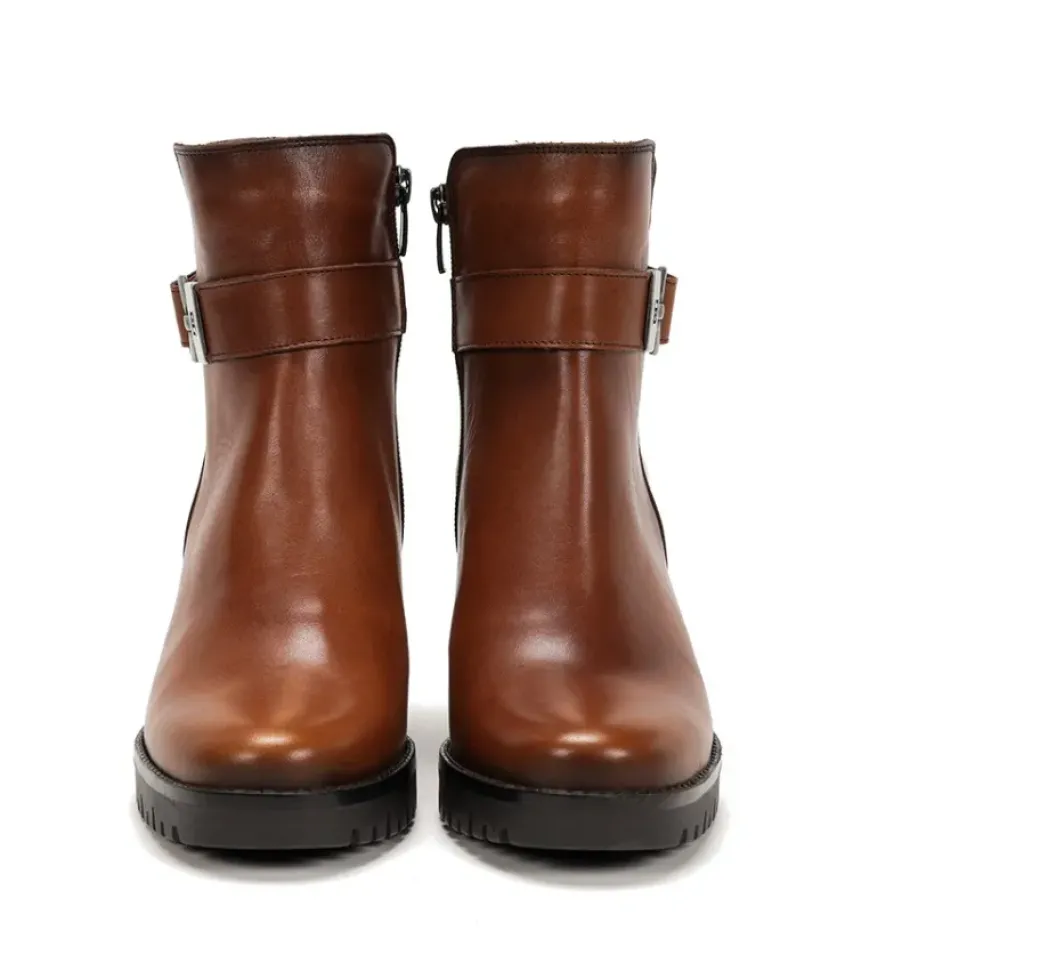 Store Fluchos EVIE D8961 Brown Ankle Boot