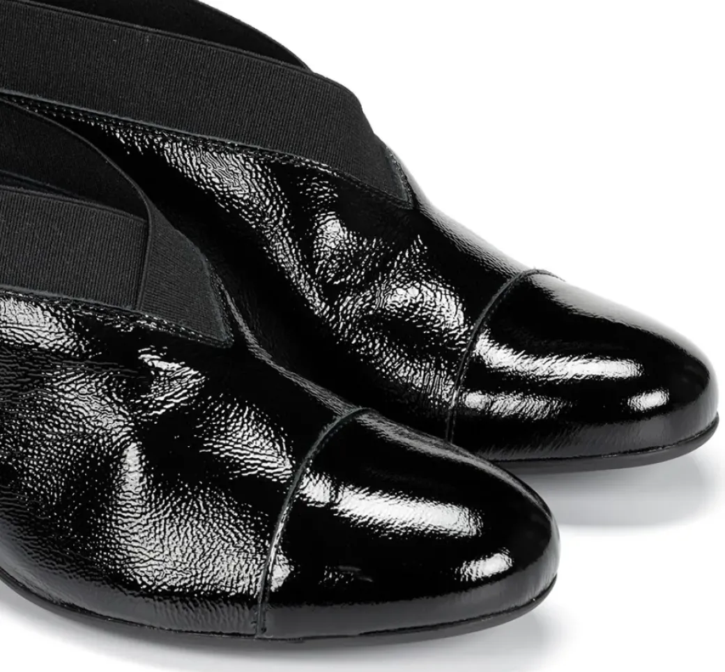 Fashion Fluchos GEMINIS D8638 Black Shoe