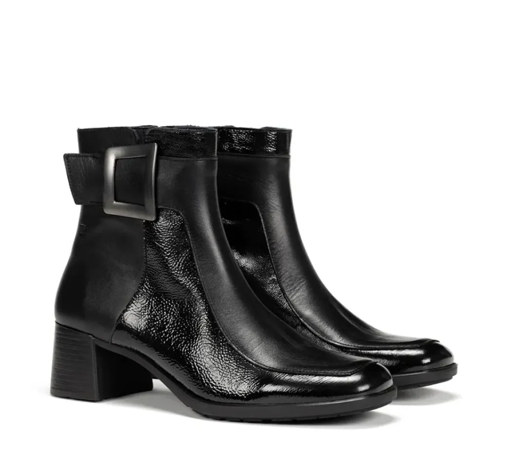 Sale Fluchos IKIA D9199 Black Ankle Boot