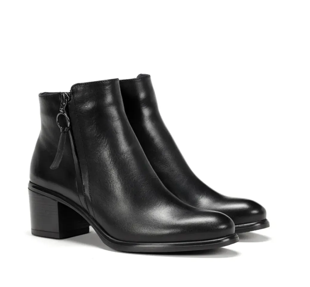 Sale Fluchos LEXI D8606 Black Ankle Boot