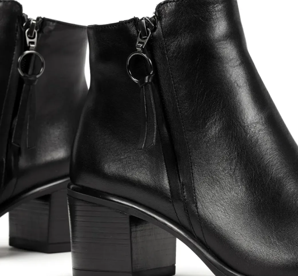 Sale Fluchos LEXI D8606 Black Ankle Boot