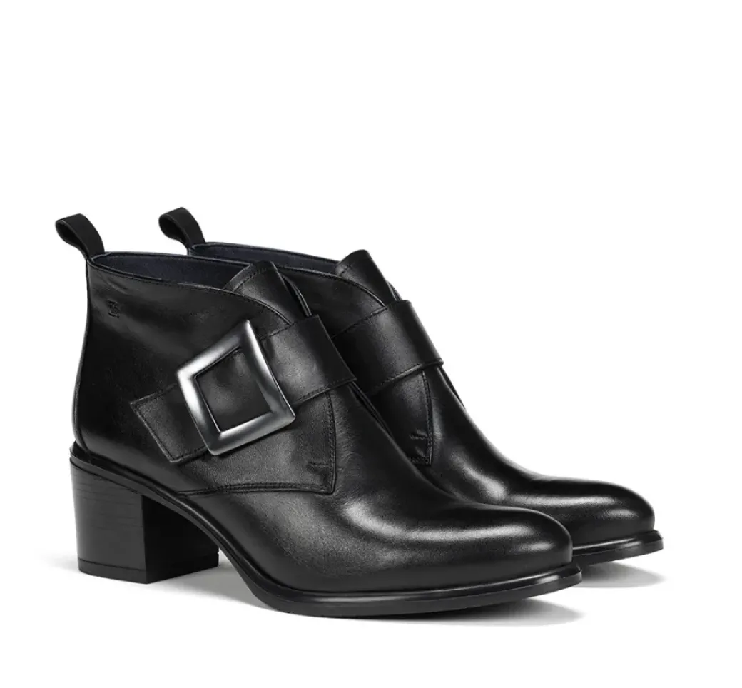 Cheap Fluchos LEXI D9178 Black Ankle Boot