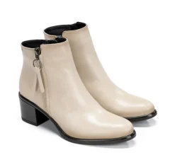 Clearance Fluchos LEXI D8606 White Ankle Boot