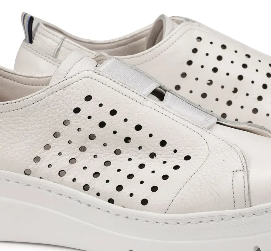 Sale Fluchos POMPAS F1423 White Sneakers
