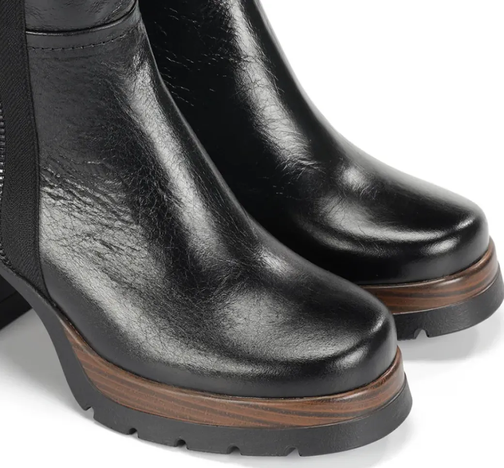 Cheap Fluchos SAFE D9413 Black Ankle Boot