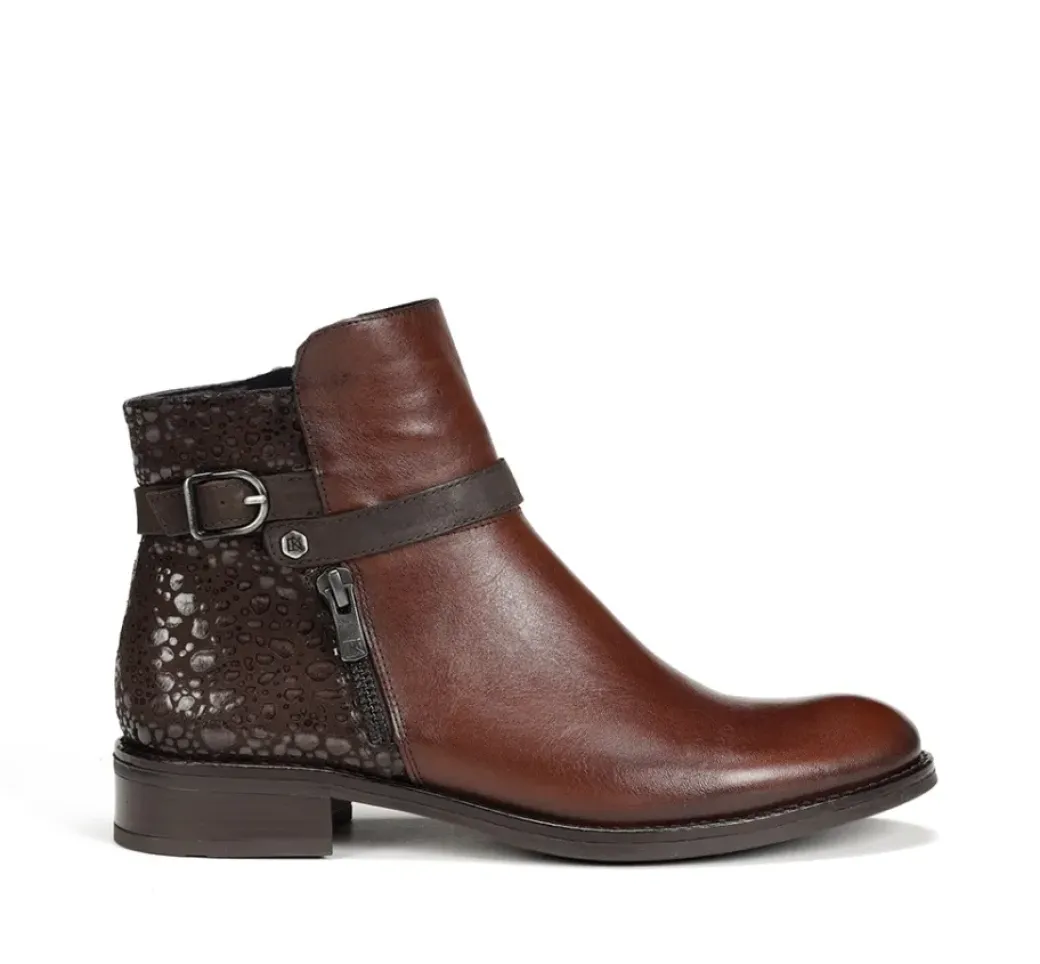 Shop Fluchos TIERRA D8906 Brown Ankle Boot