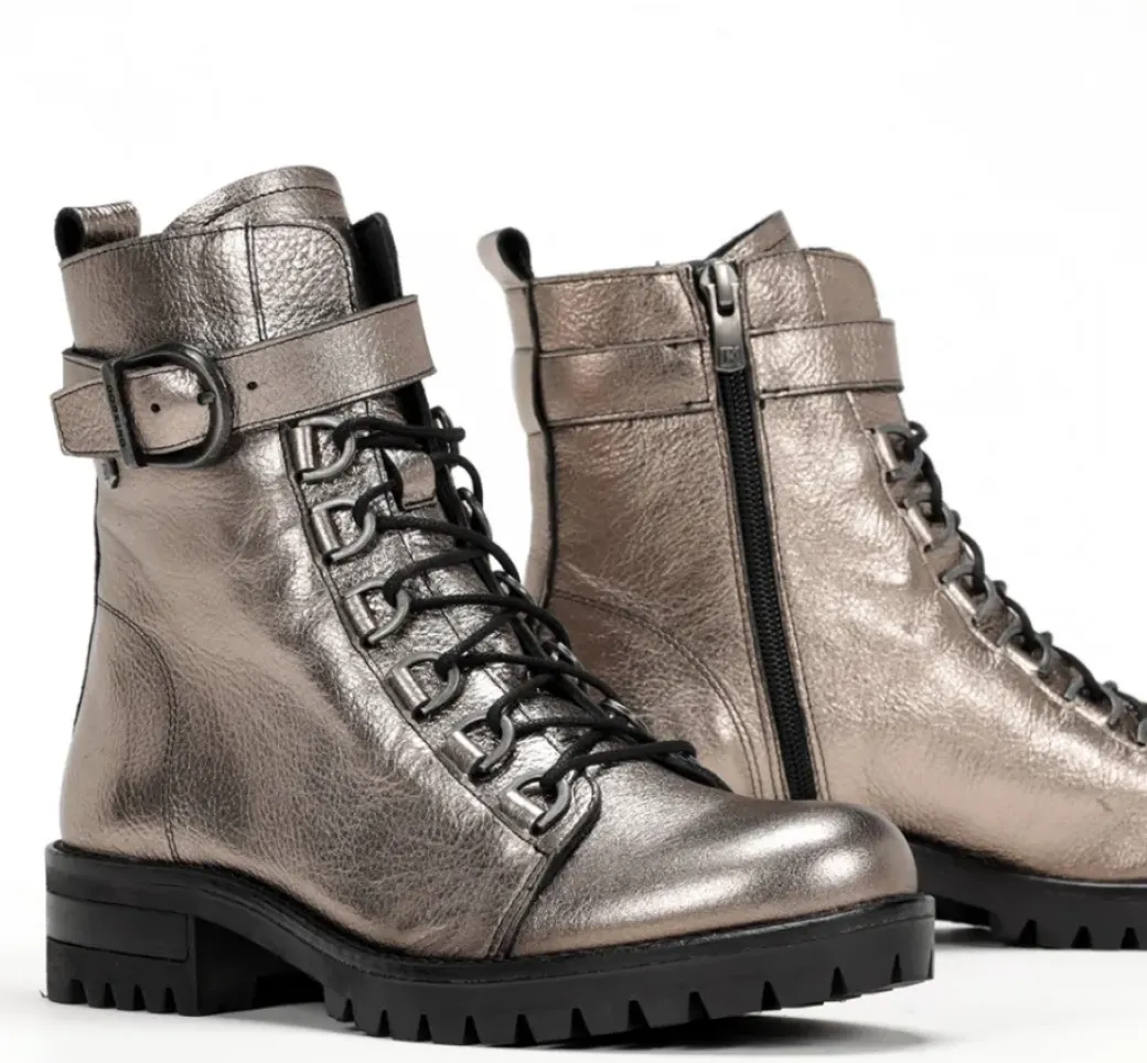Online Fluchos WALKING D8837 Silver Ankle Boot